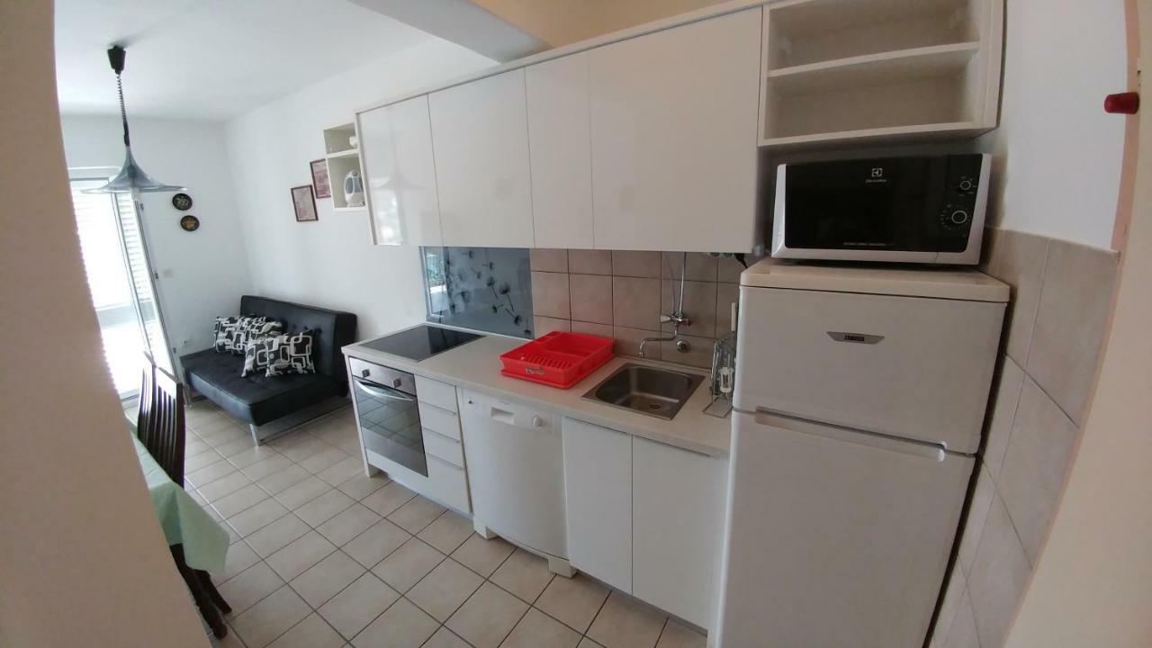 Apartments Dora Banjol Kültér fotó