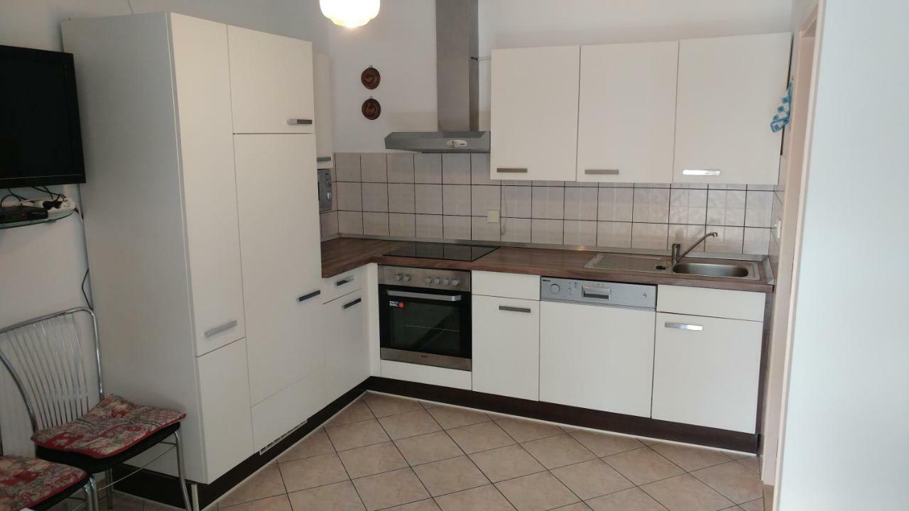 Apartments Dora Banjol Kültér fotó