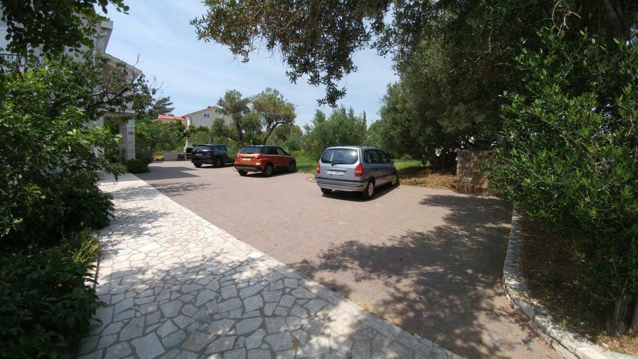 Apartments Dora Banjol Kültér fotó