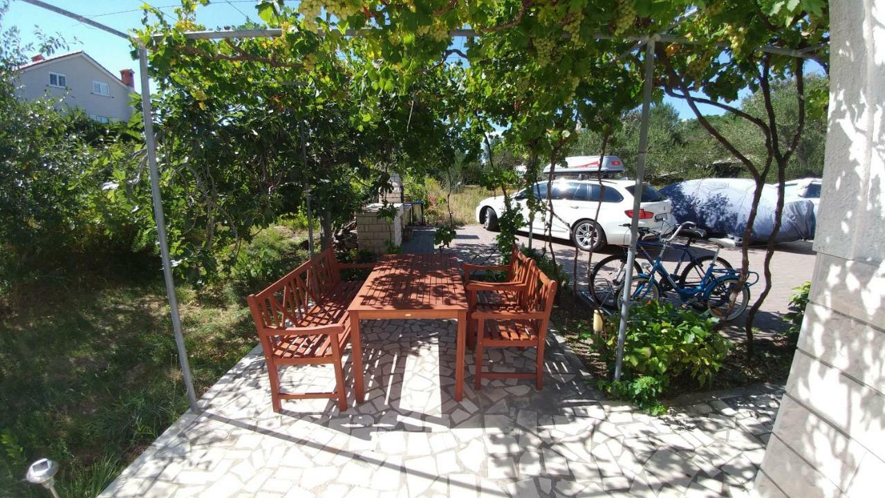 Apartments Dora Banjol Kültér fotó